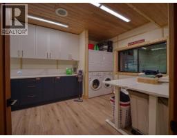 13168 Powell Lake, Powell River, BC  Photo 22