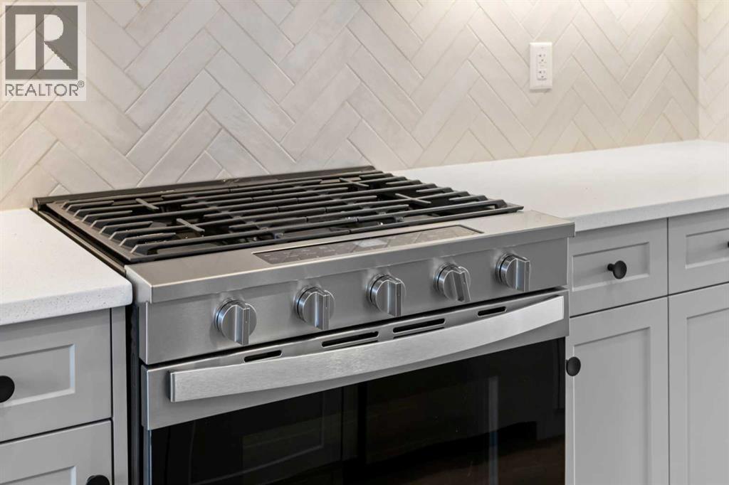 Single Family House for Sale in  Wolf Hollow Rise SE Wolf Willow Calgary 