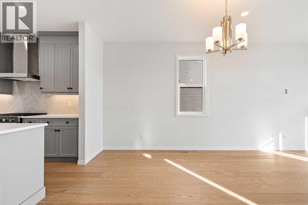 Single Family House for Sale in  Wolf Hollow Rise SE Wolf Willow Calgary 