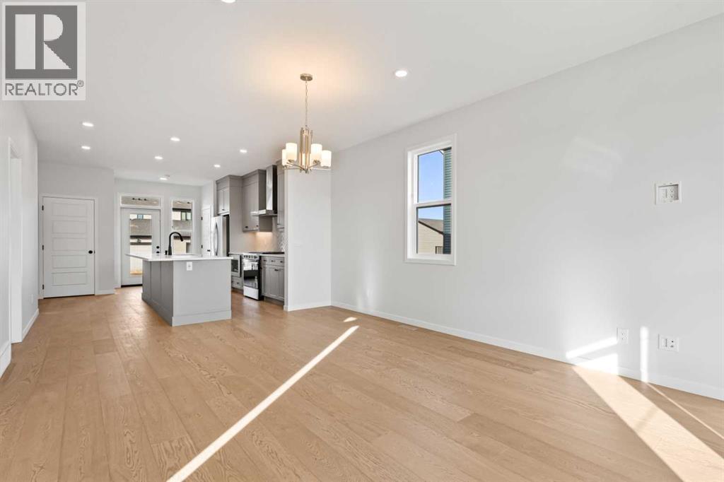 Single Family House for Sale in  Wolf Hollow Rise SE Wolf Willow Calgary 