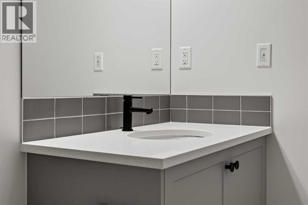 Single Family House for Sale in  Wolf Hollow Rise SE Wolf Willow Calgary 