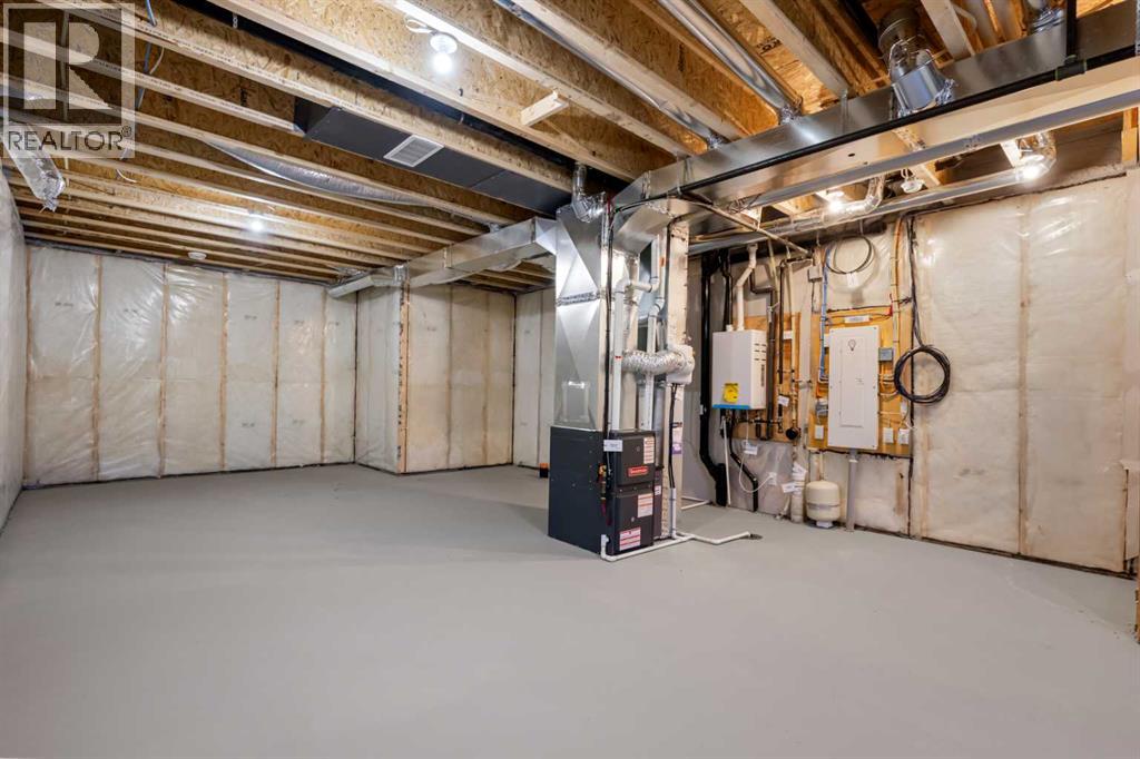 Single Family House for Sale in  Wolf Hollow Rise SE Wolf Willow Calgary 