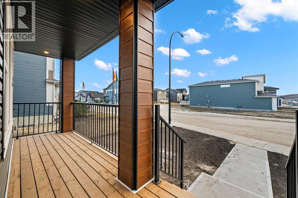 Single Family House for Sale in  Wolf Hollow Rise SE Wolf Willow Calgary 