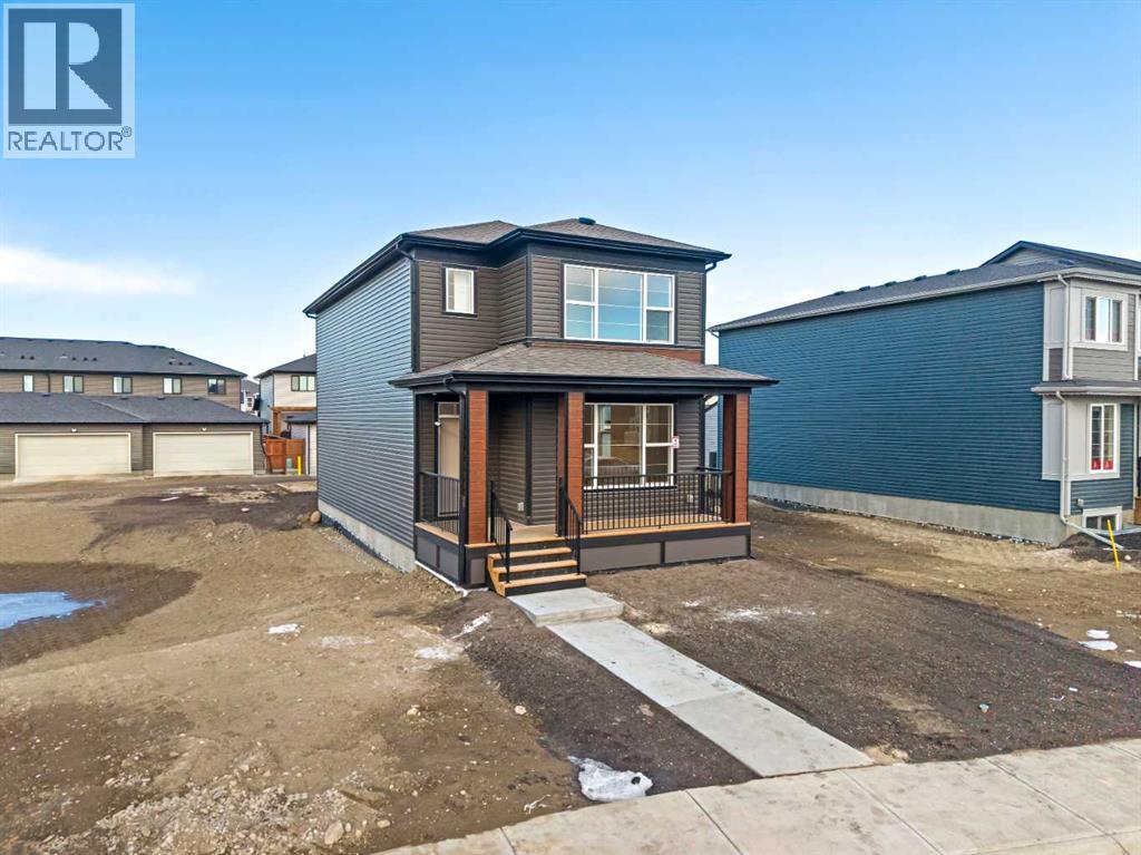 Single Family House for Sale in  Wolf Hollow Rise SE Wolf Willow Calgary 