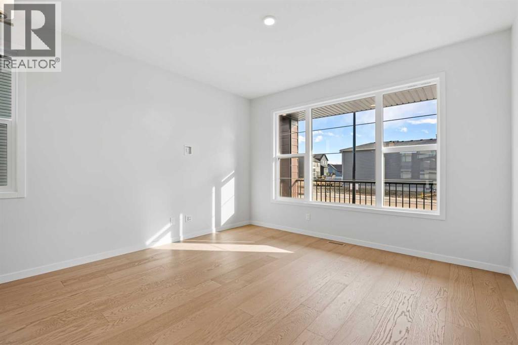 Single Family House for Sale in  Wolf Hollow Rise SE Wolf Willow Calgary 