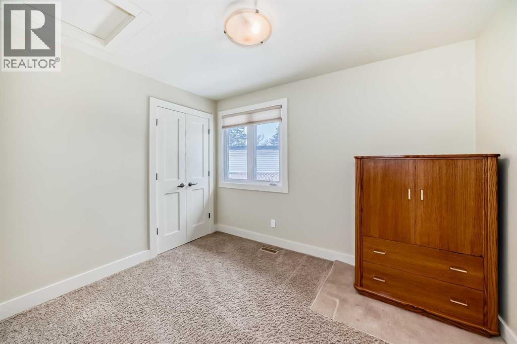 Single Family House Bungalow for Sale in  Dalrymple Green NW Dalhousie Calgary 