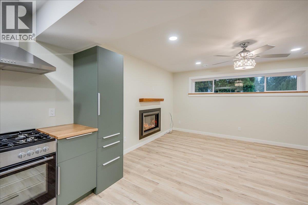 1408 Meadowbrook Drive, Castlegar