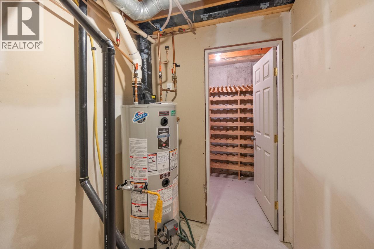 880 WATERLOO Road, Castlegar