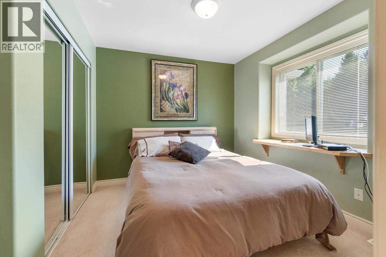 880 WATERLOO Road - 44