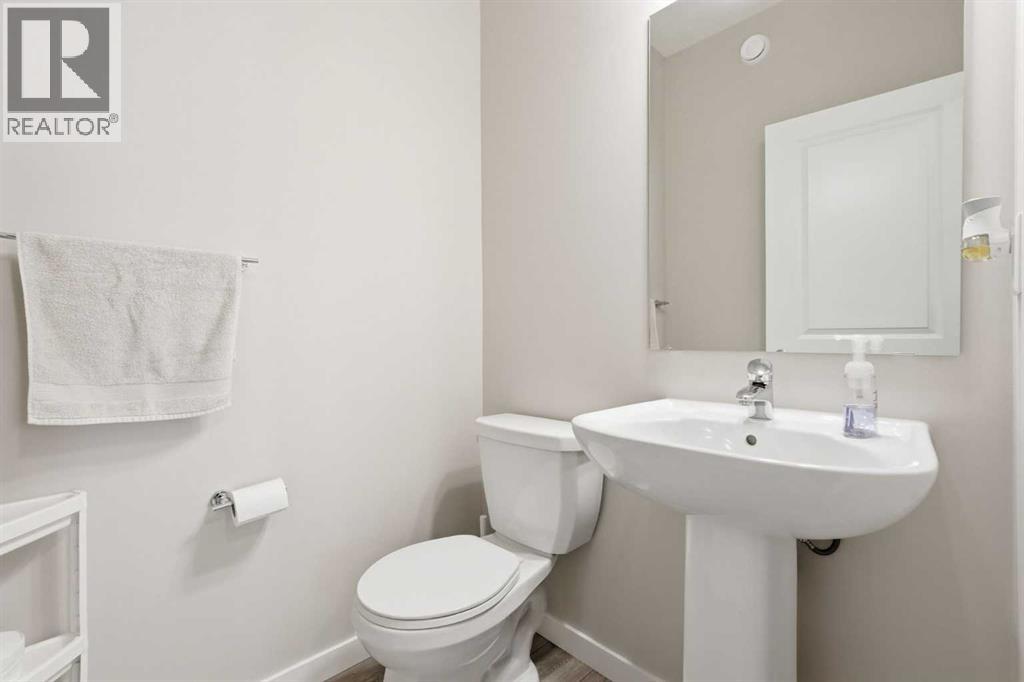 Single Family House for Sale in  Creekstone Row SW Pine Creek Calgary 