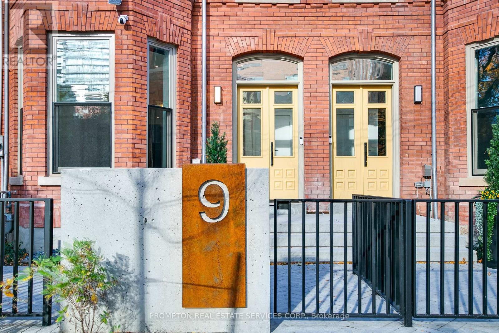 9 GLOUCESTER STREET - 2