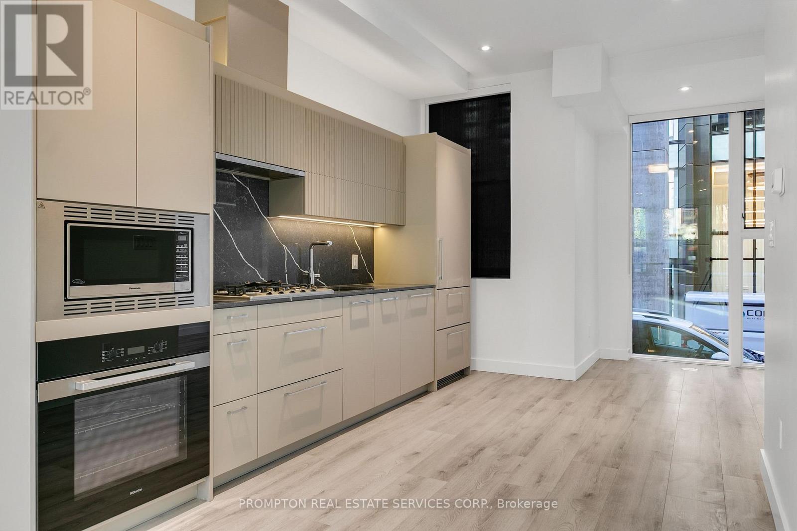 9 GLOUCESTER STREET - 9