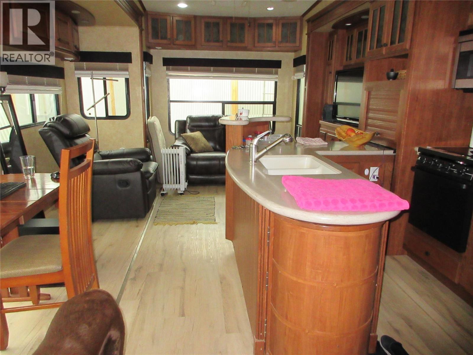 22 415 Commonwealth Road, Kelowna