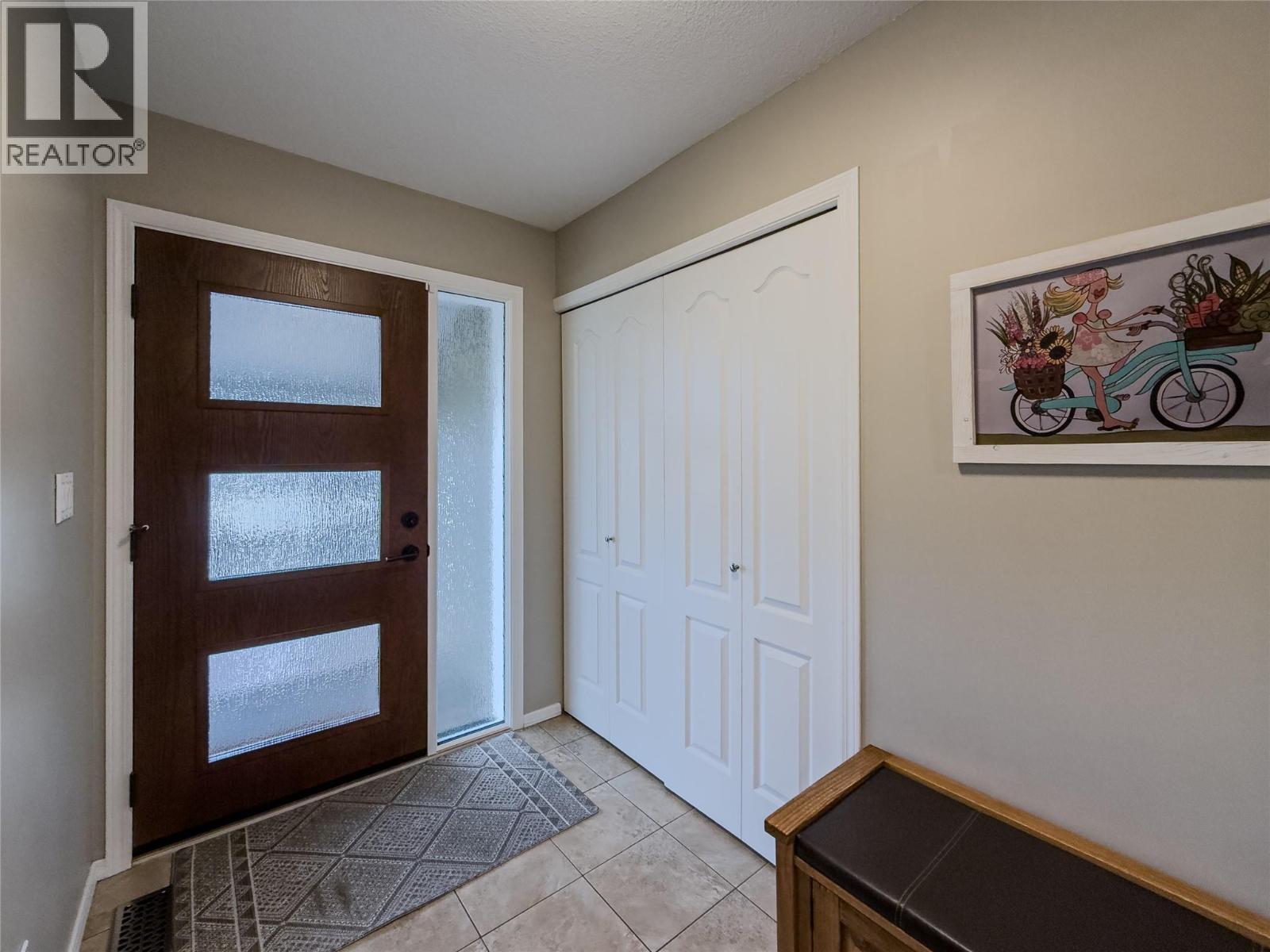 675 Munro Street - 3