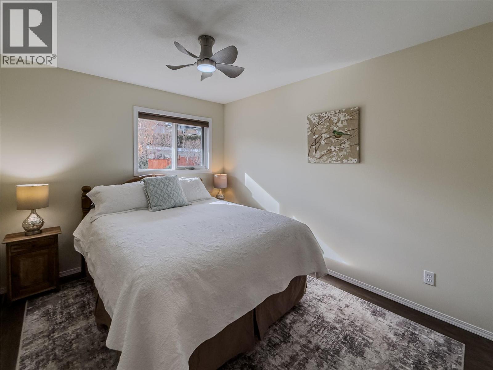675 Munro Street - 24