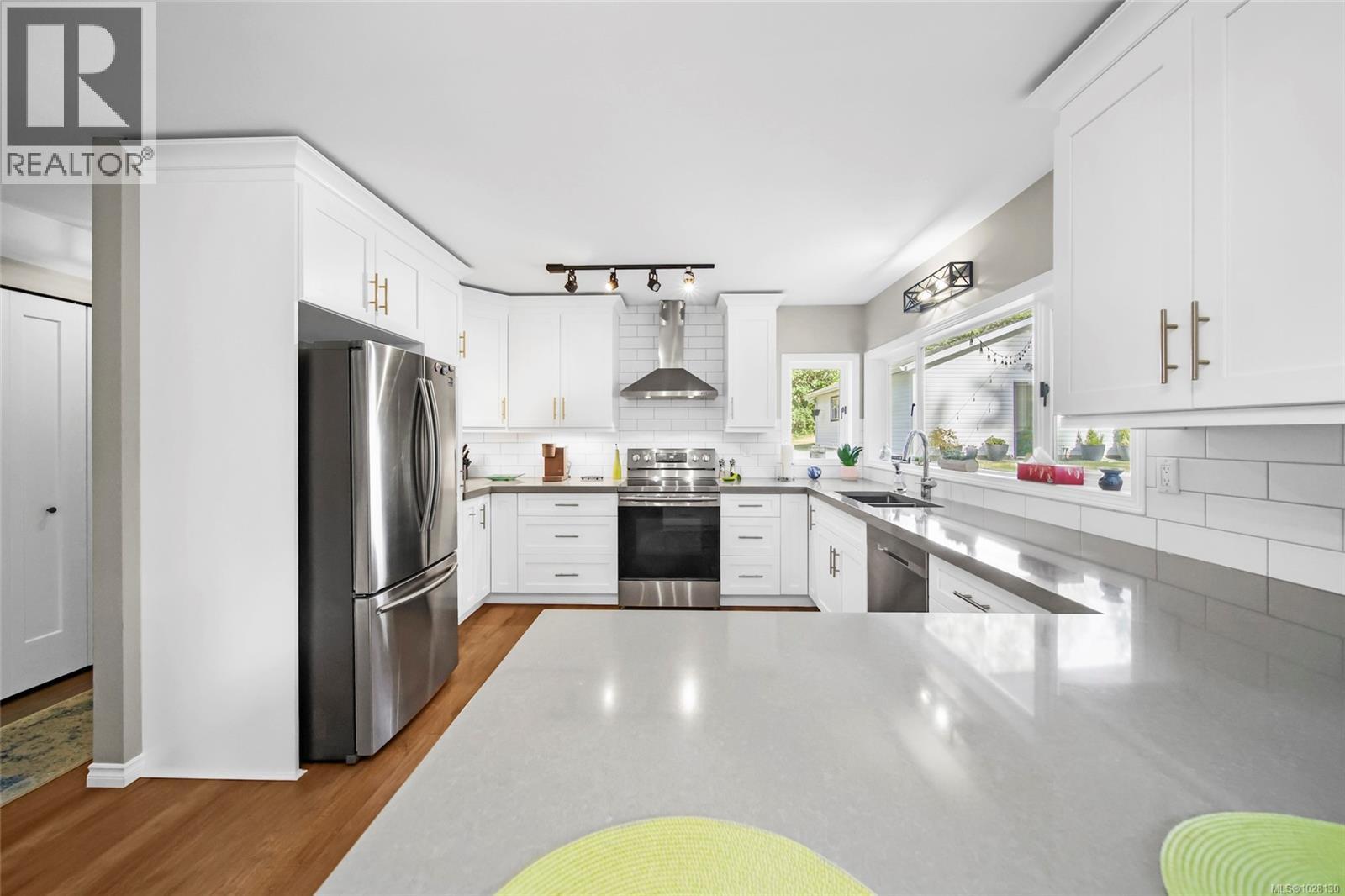 6235 Karen Pl, Port Alberni