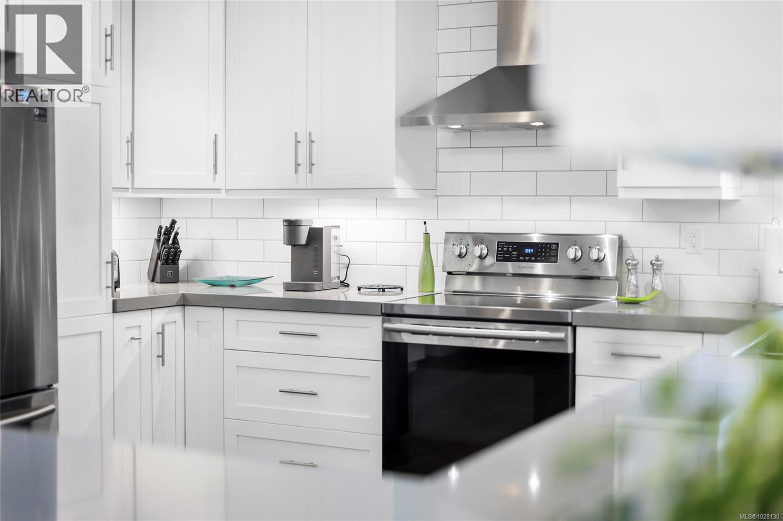 6235 Karen Pl, Port Alberni