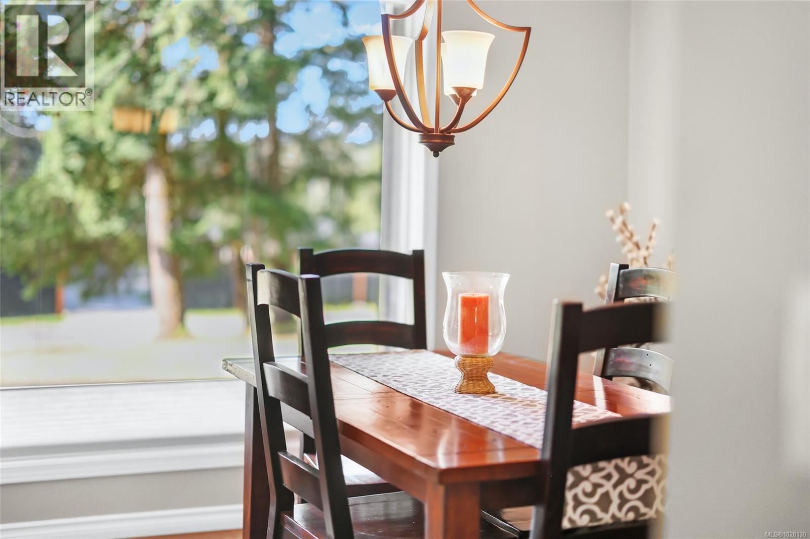 6235 Karen Pl, Port Alberni