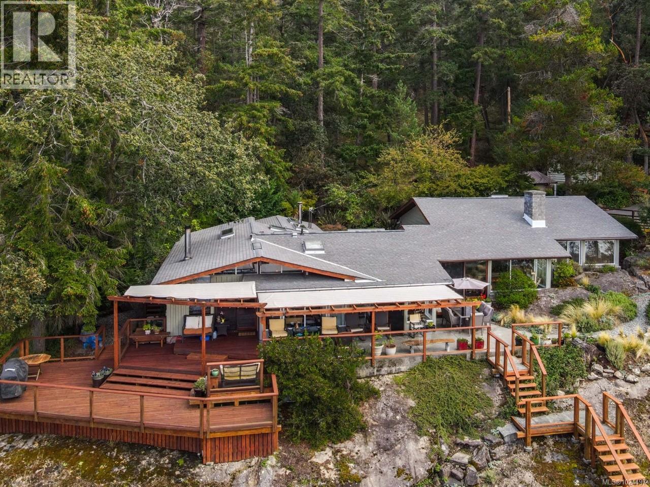  214 Dogwood Lane, Salt Spring