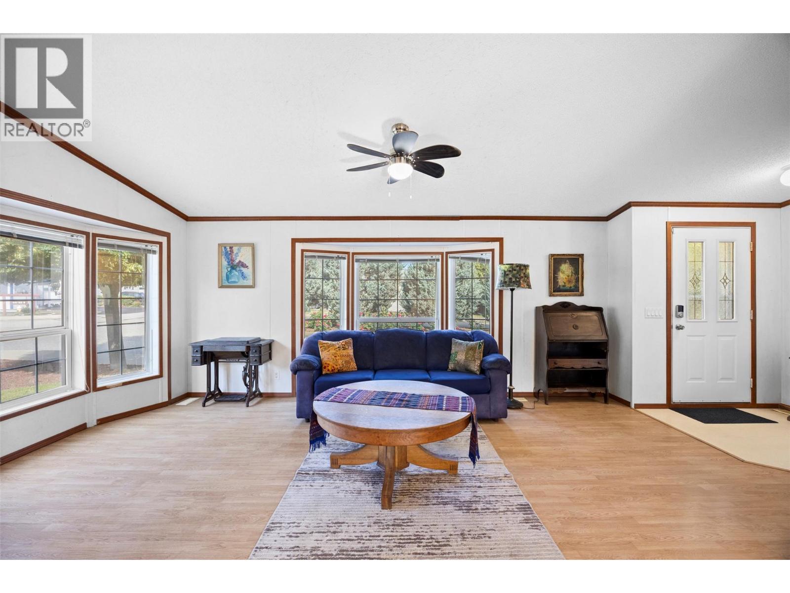 #1 7545 DALLAS DRIVE - 9