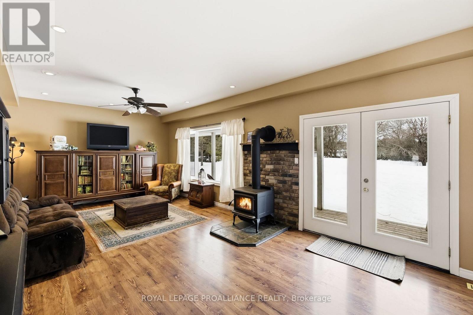 3937 LAROSE CRESCENT - 13