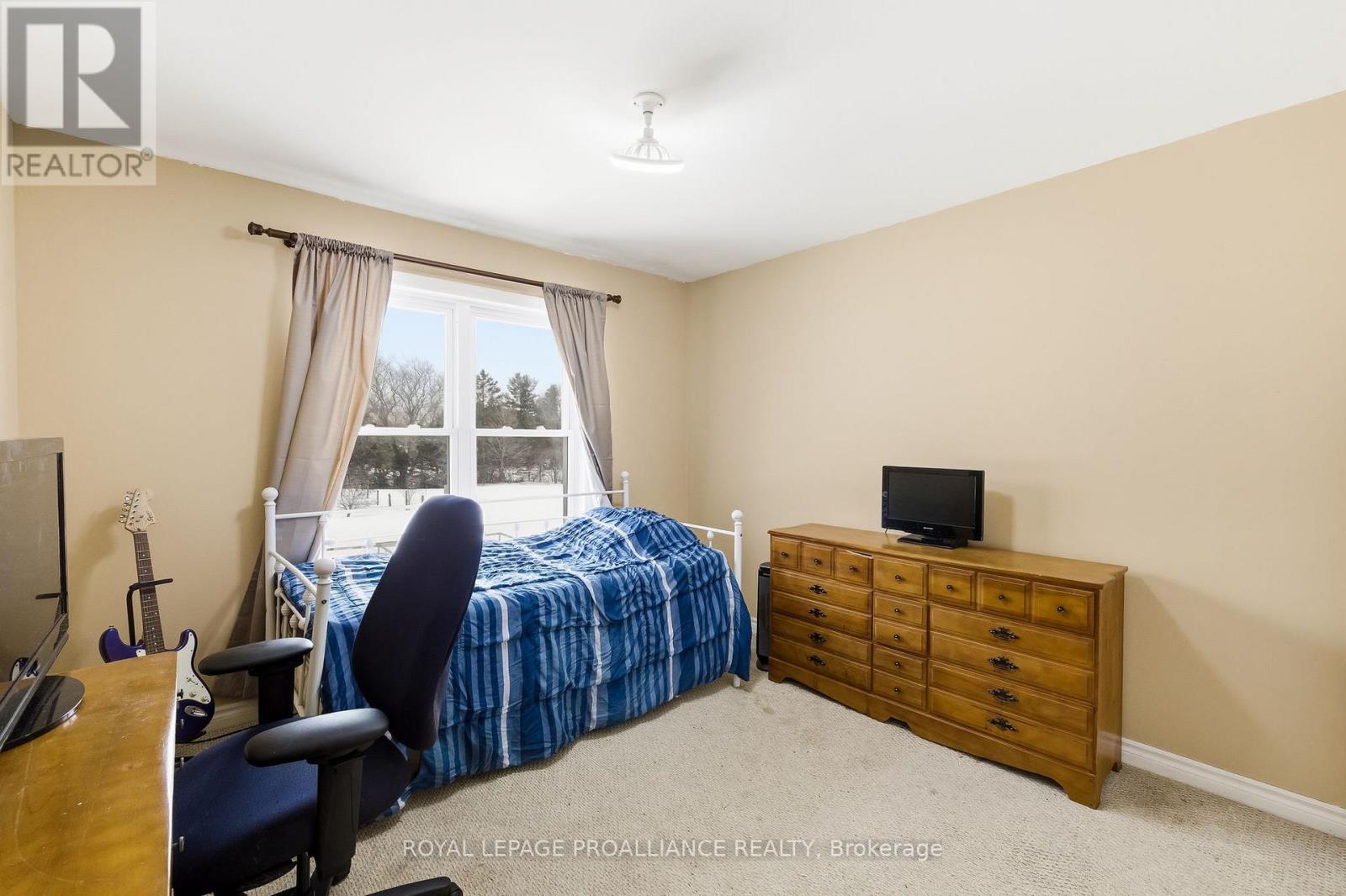 3937 LAROSE CRESCENT - 39