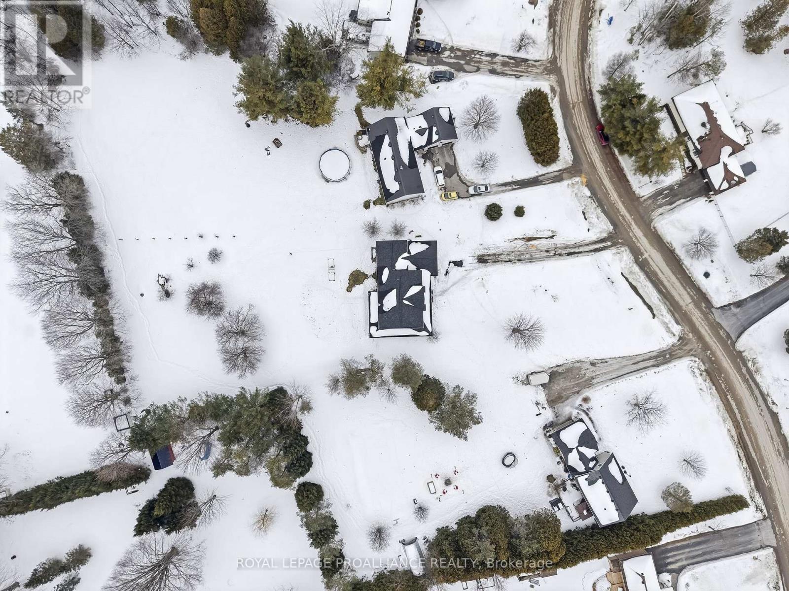 3937 LAROSE CRESCENT - 4