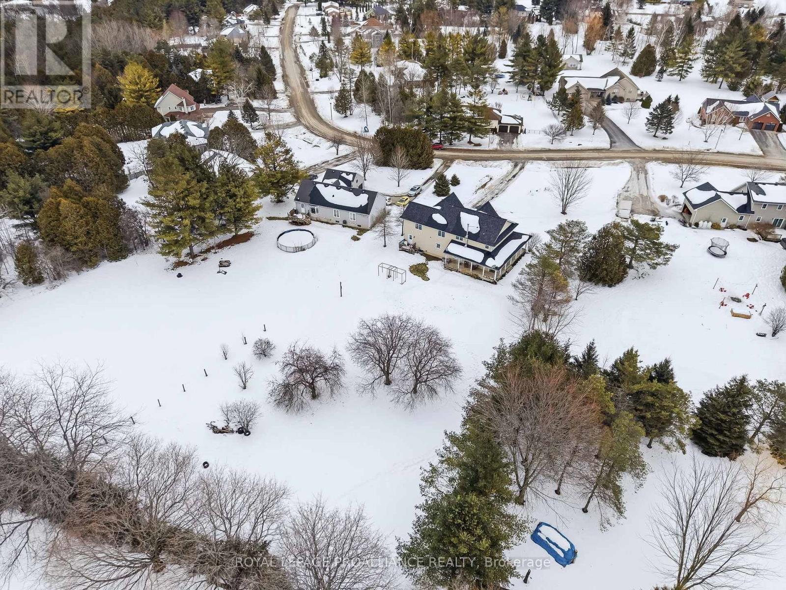 3937 LAROSE CRESCENT - 47