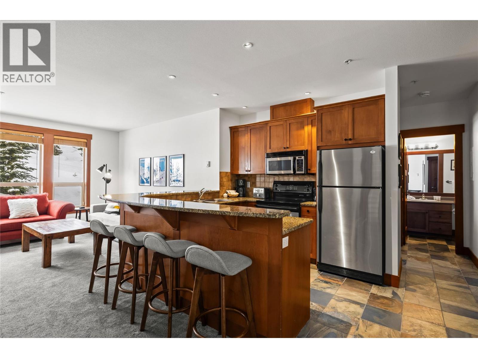 #304-5257 Big White Road, Big White