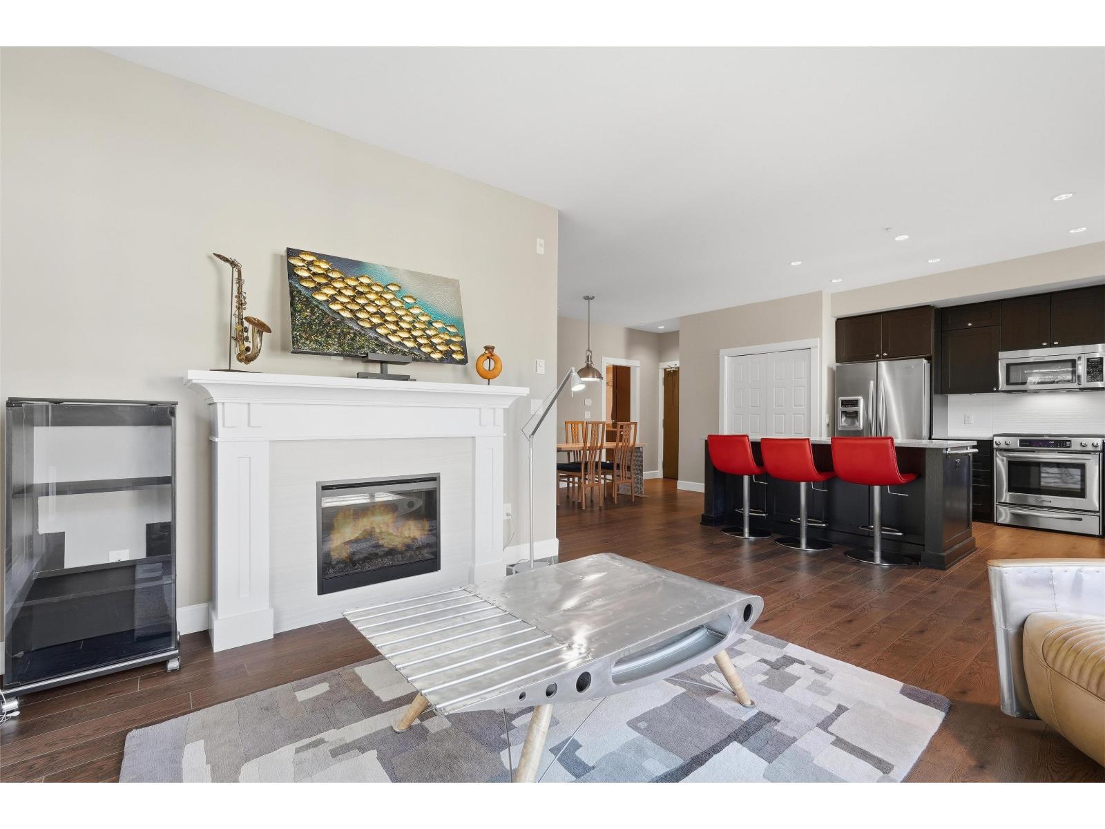 214 15195 36 Avenue - photo 2