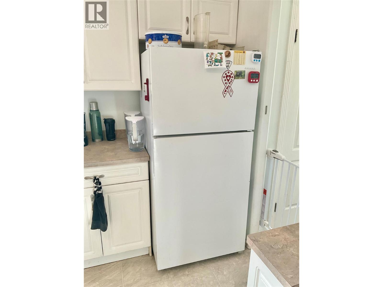 684 GOVERNMENT AVENUE N - 18