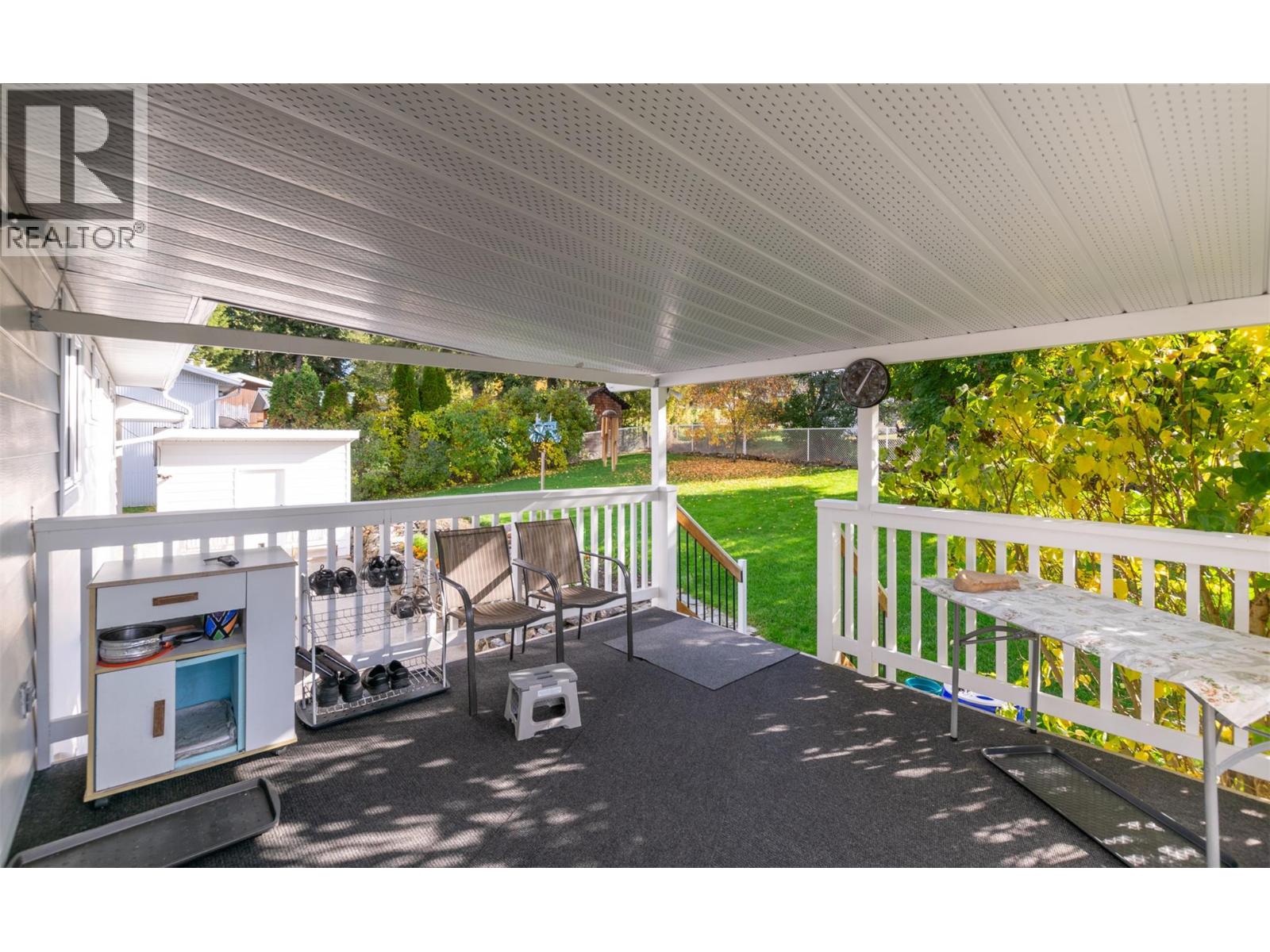  2380 8 Avenue Southeast, Salmon Arm