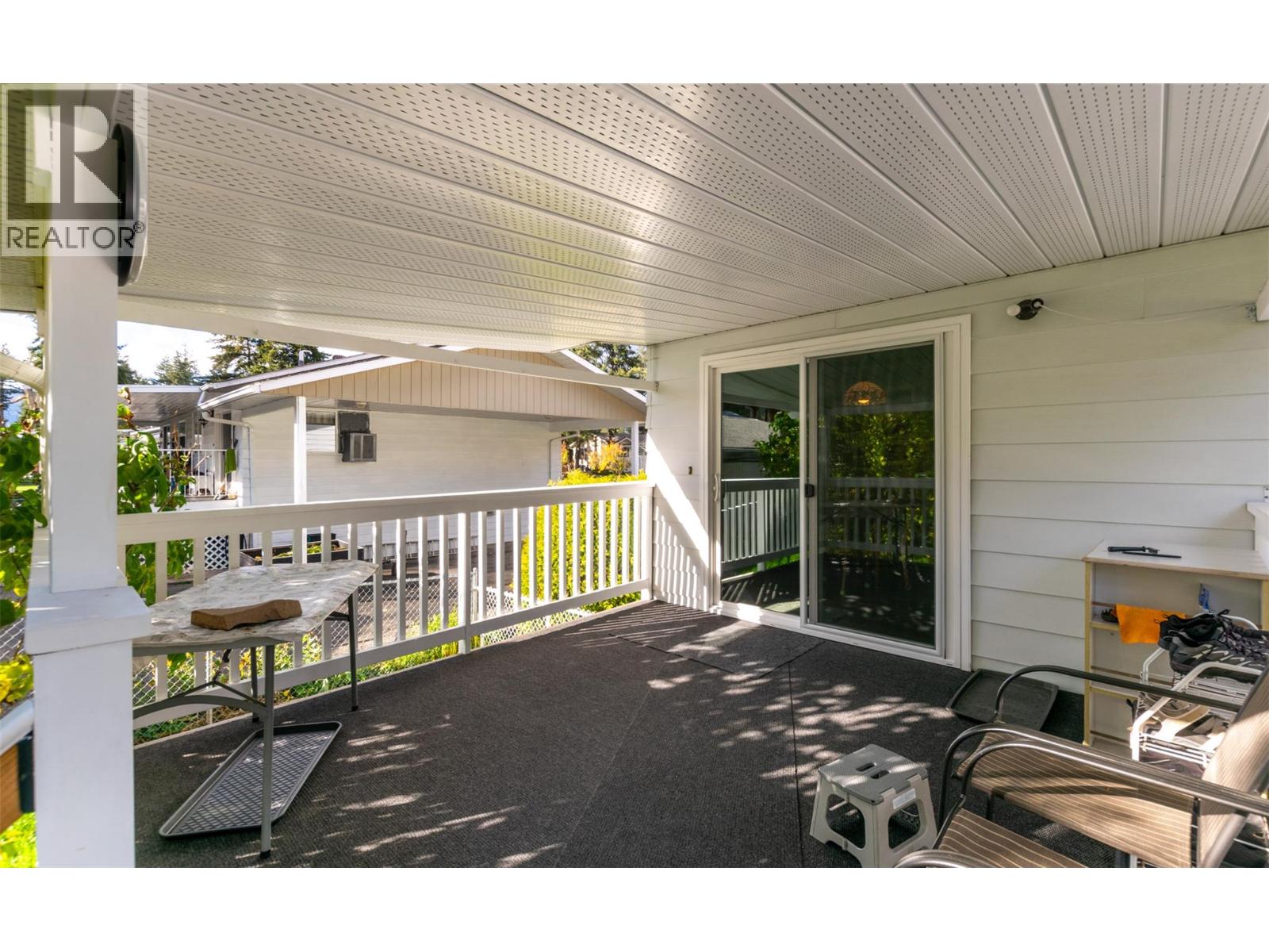  2380 8 Avenue Southeast, Salmon Arm
