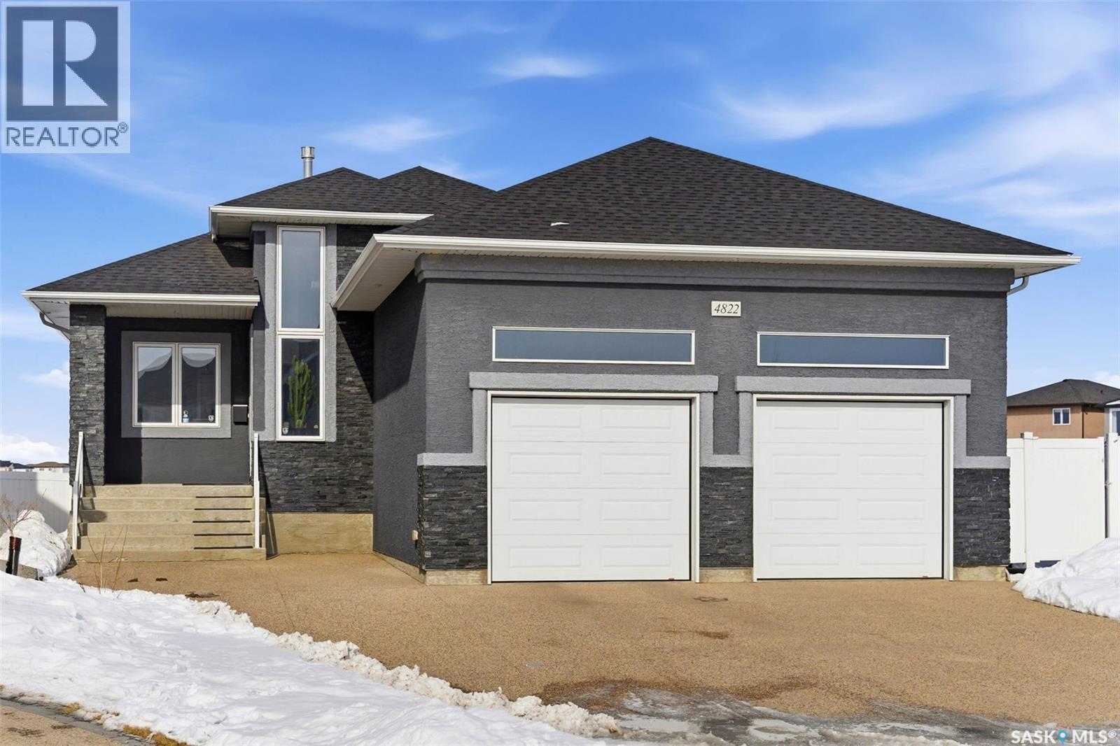 4822 Green View CRESCENT E - 1