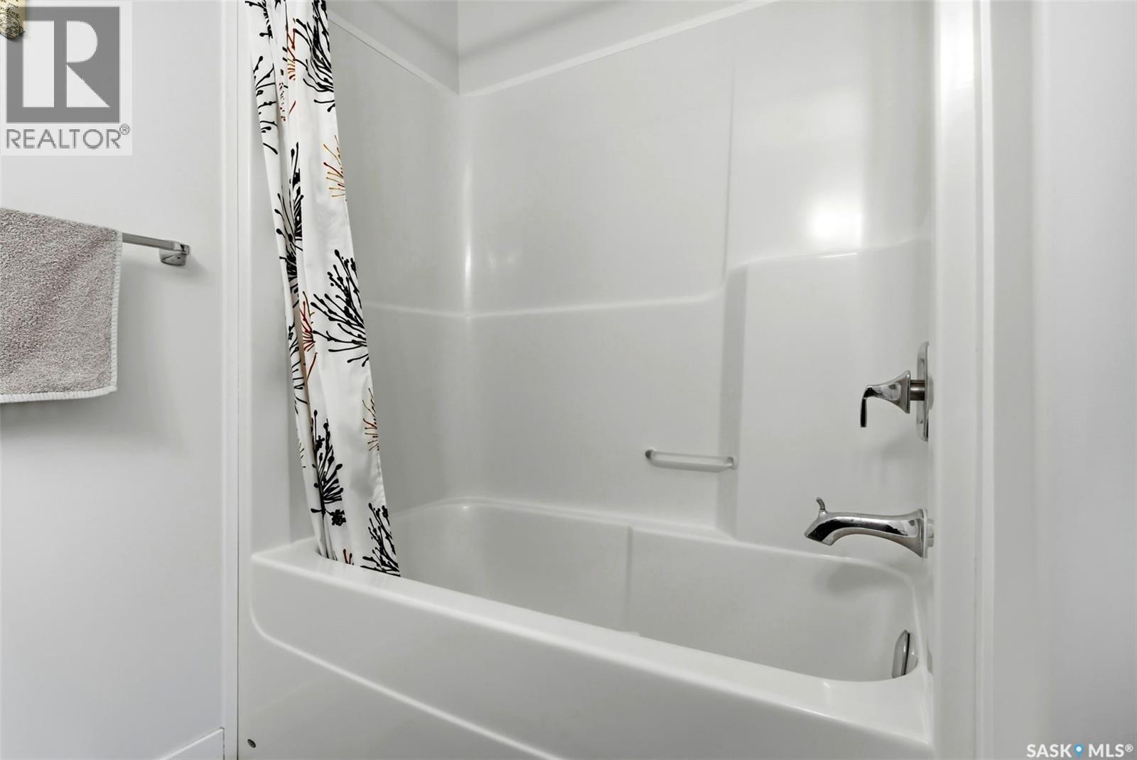 4822 Green View CRESCENT E - 45
