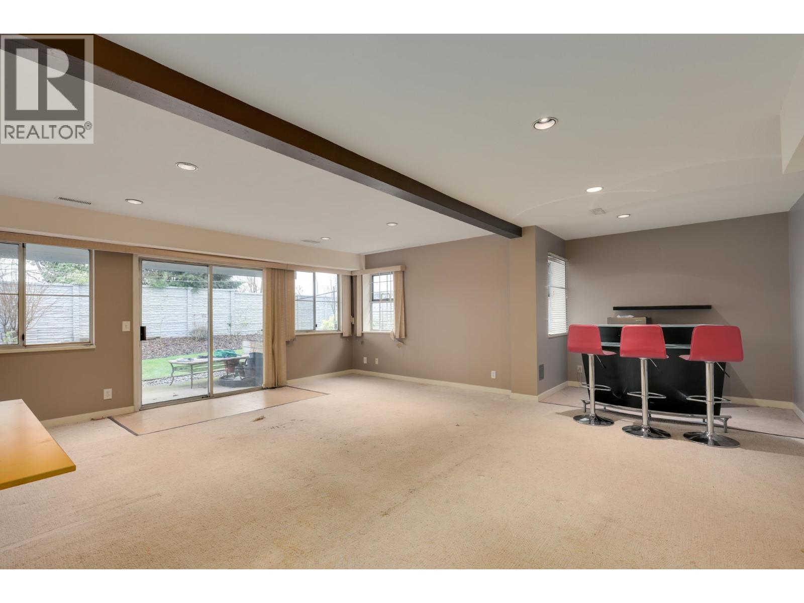 142 28 RICHMOND STREET, New Westminster