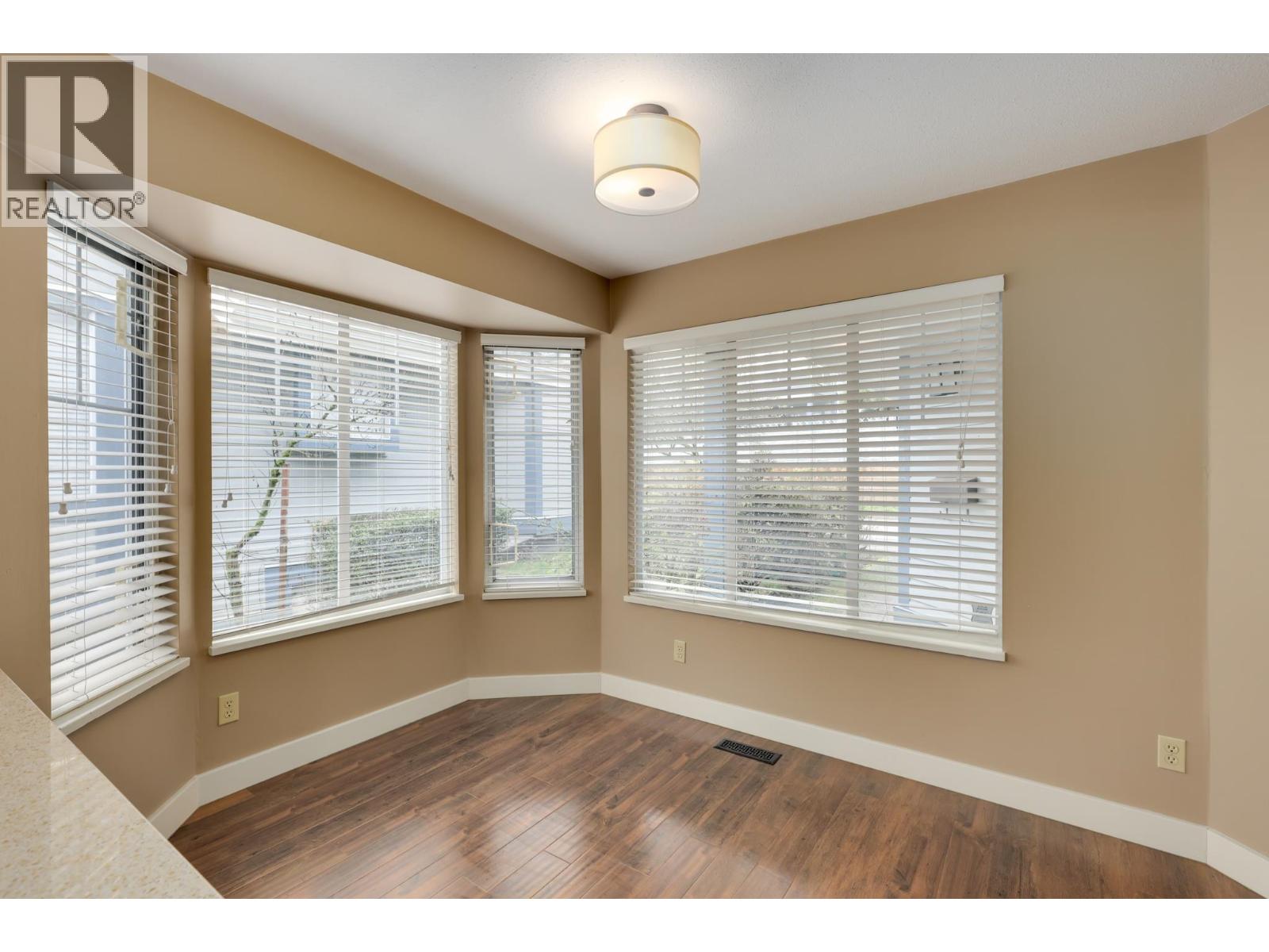 142 28 RICHMOND STREET, New Westminster