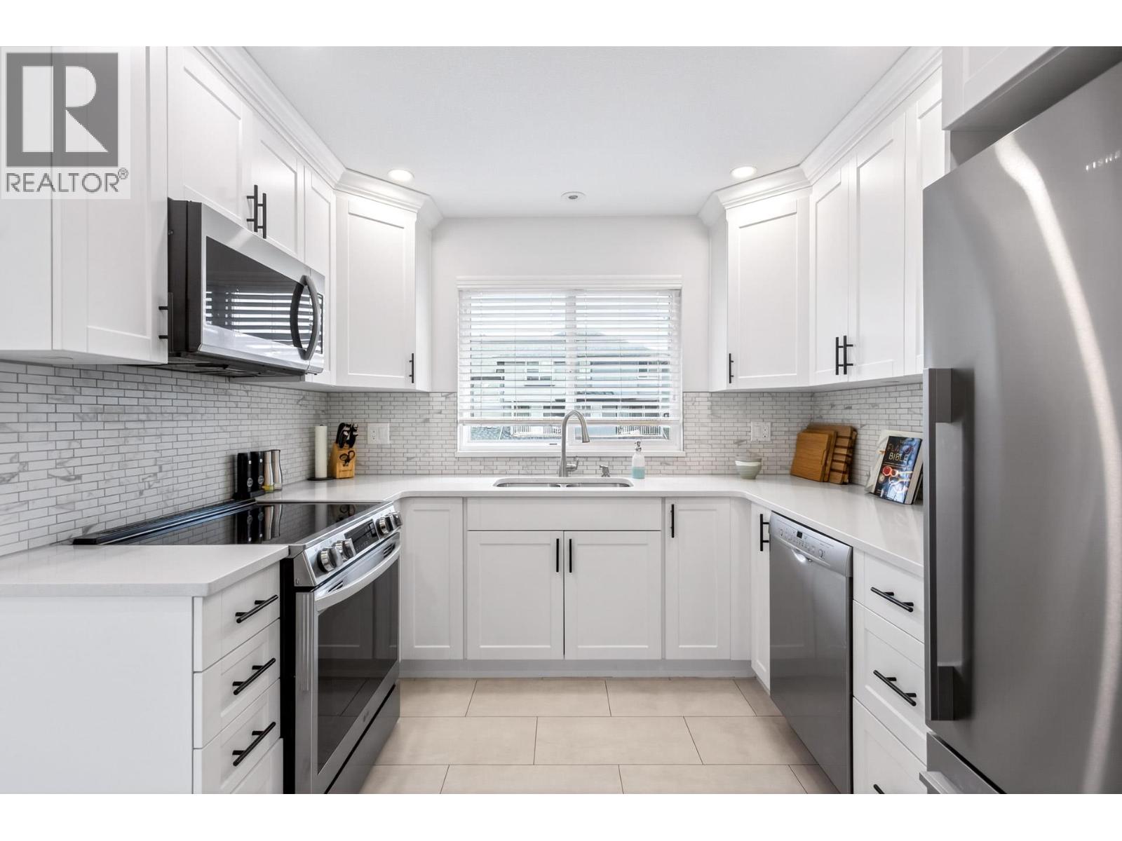 20 2458 PITT RIVER ROAD, Port Coquitlam