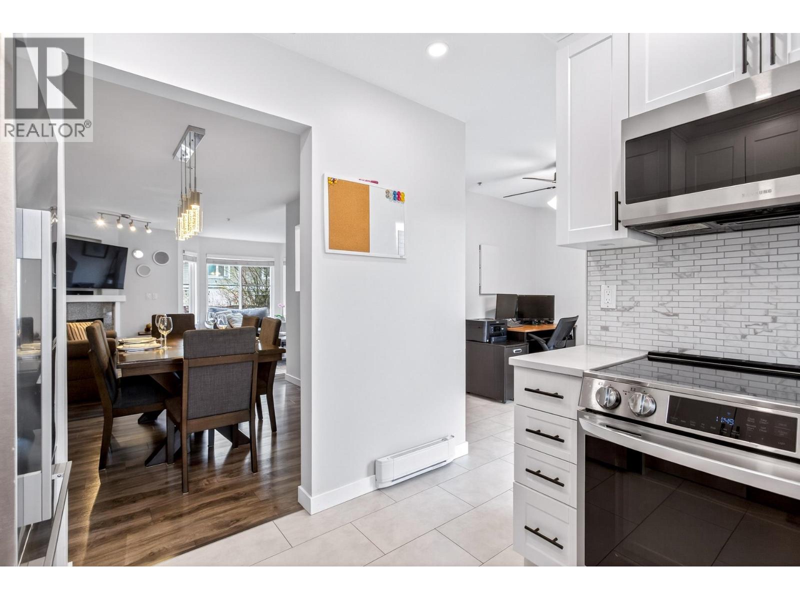 20 2458 PITT RIVER ROAD, Port Coquitlam