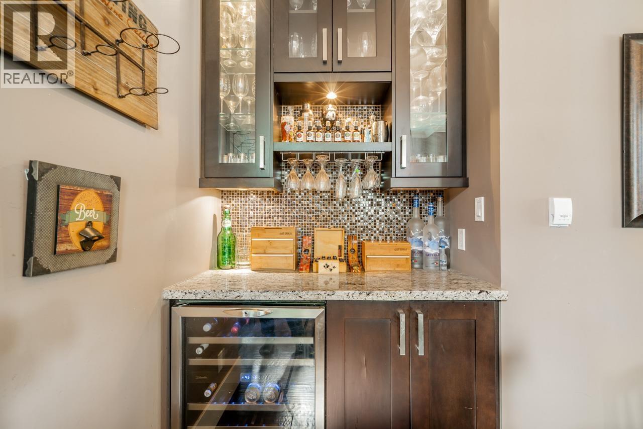 3 1355 DEPOT ROAD, Squamish