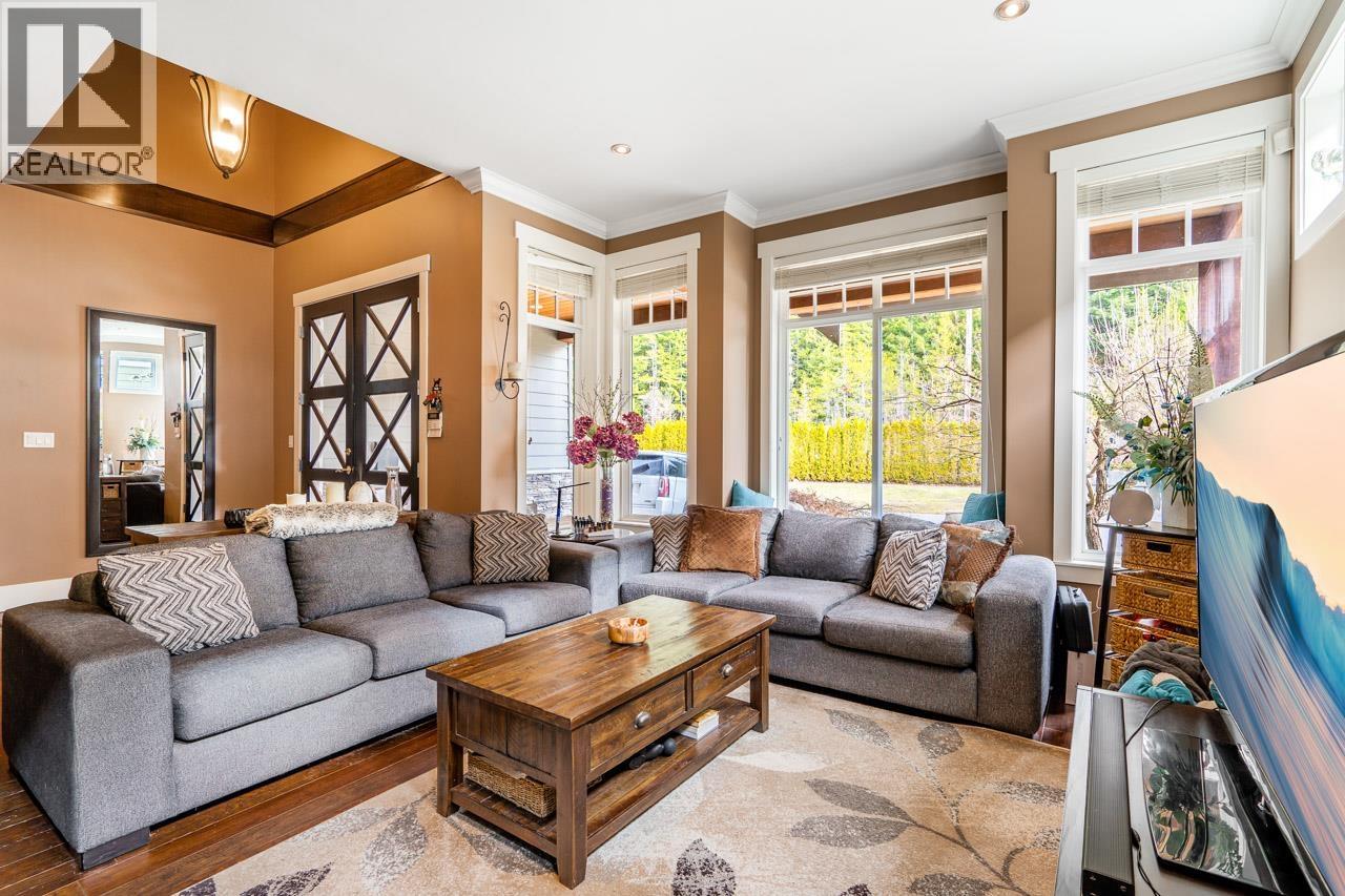 3 1355 DEPOT ROAD, Squamish