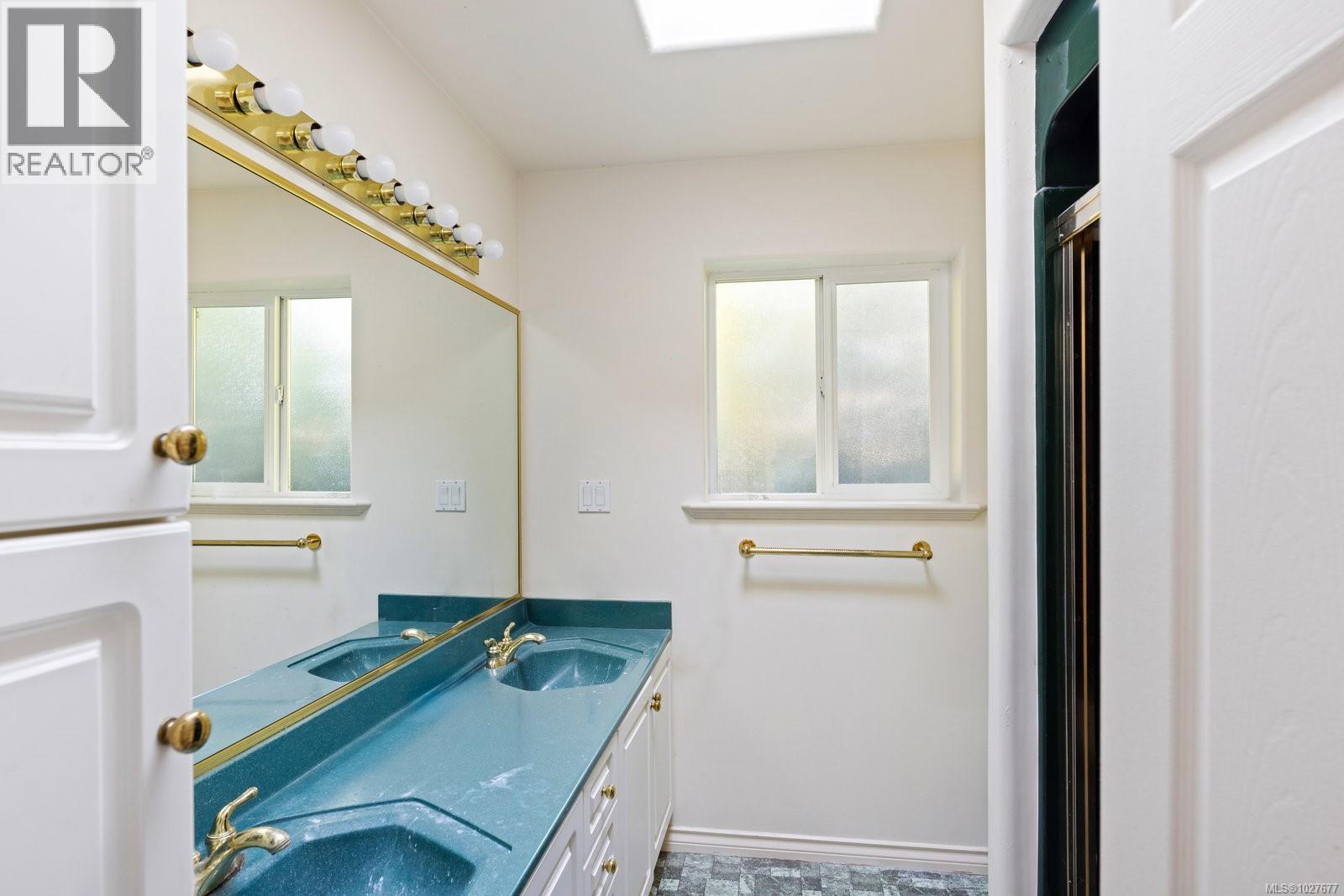  4101 Gordon Head Road, Saanich