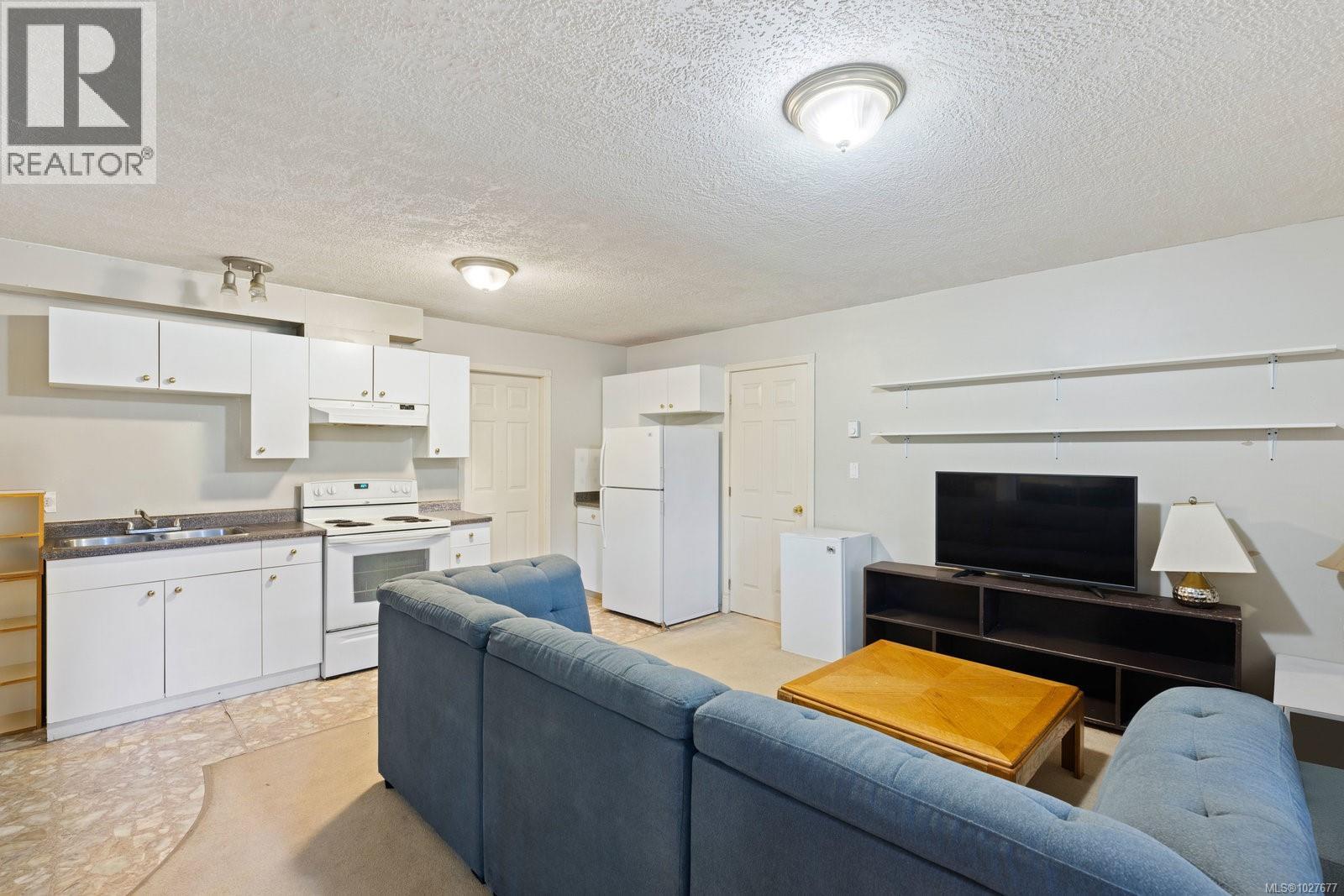  4101 Gordon Head Road, Saanich