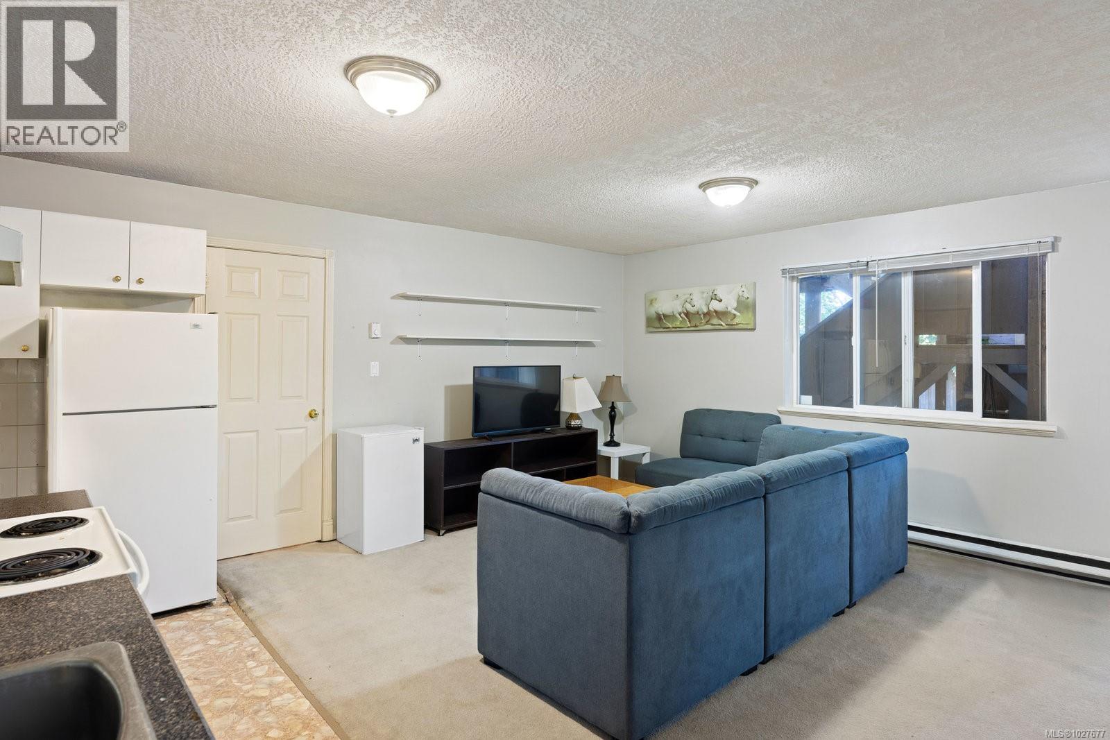  4101 Gordon Head Road, Saanich