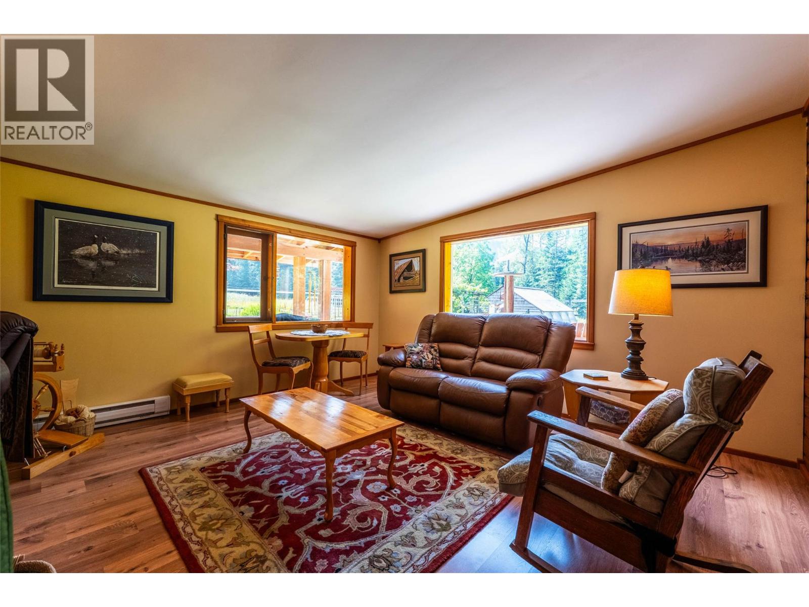 541 Bear Road, Salmo