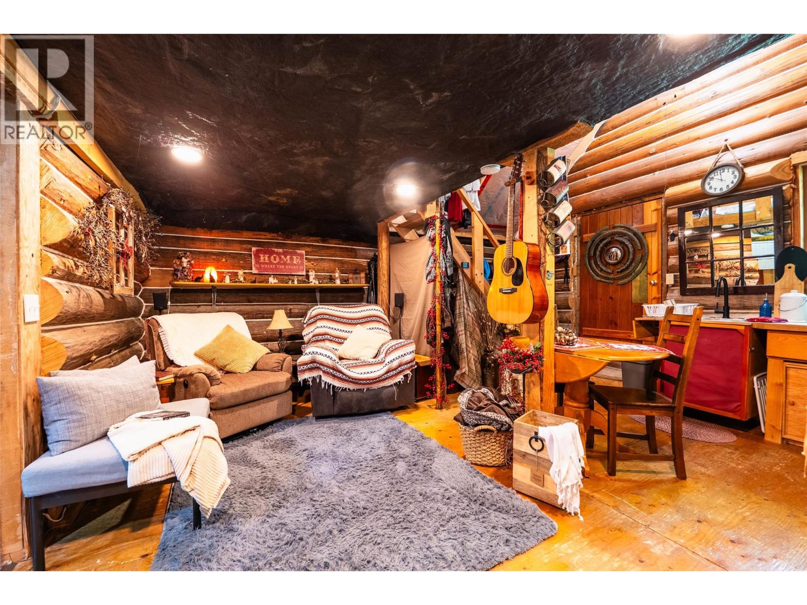 541 Bear Road, Salmo