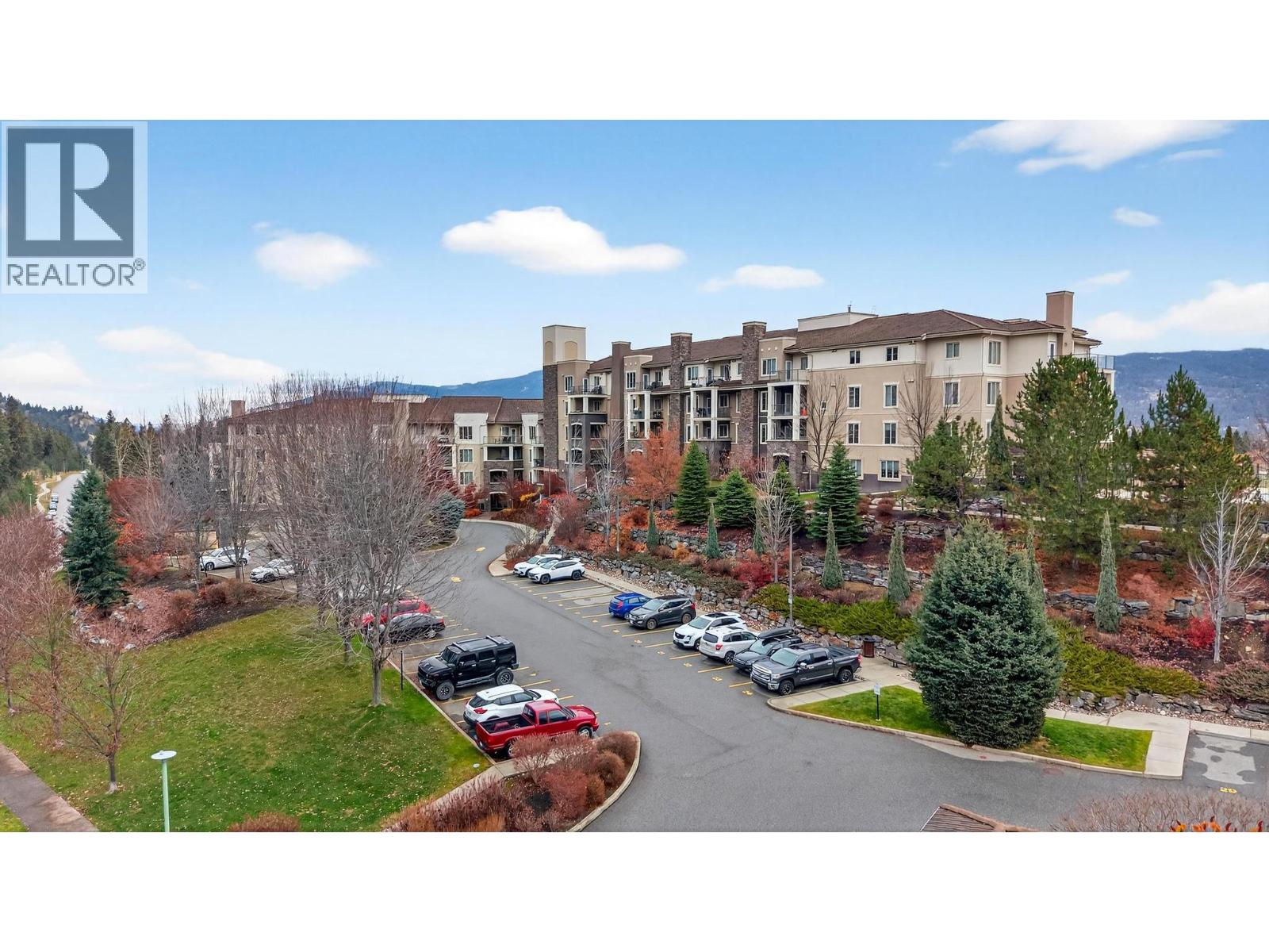 1402 1875 Country Club Drive, Kelowna