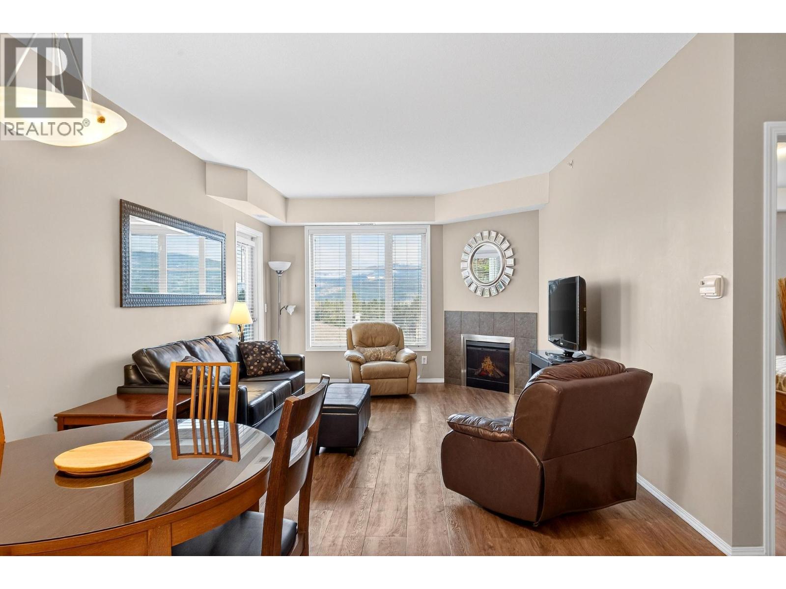 1402 1875 Country Club Drive, Kelowna