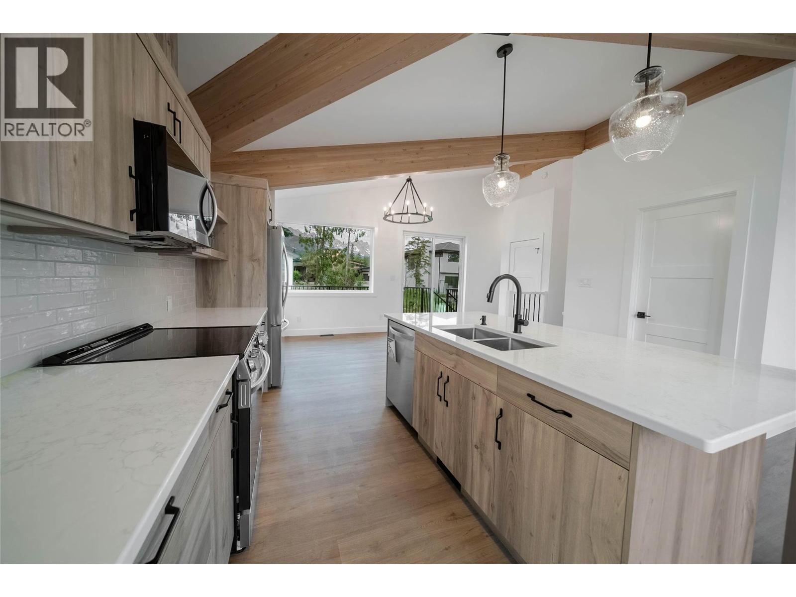 2 Huckleberry Place, Fernie