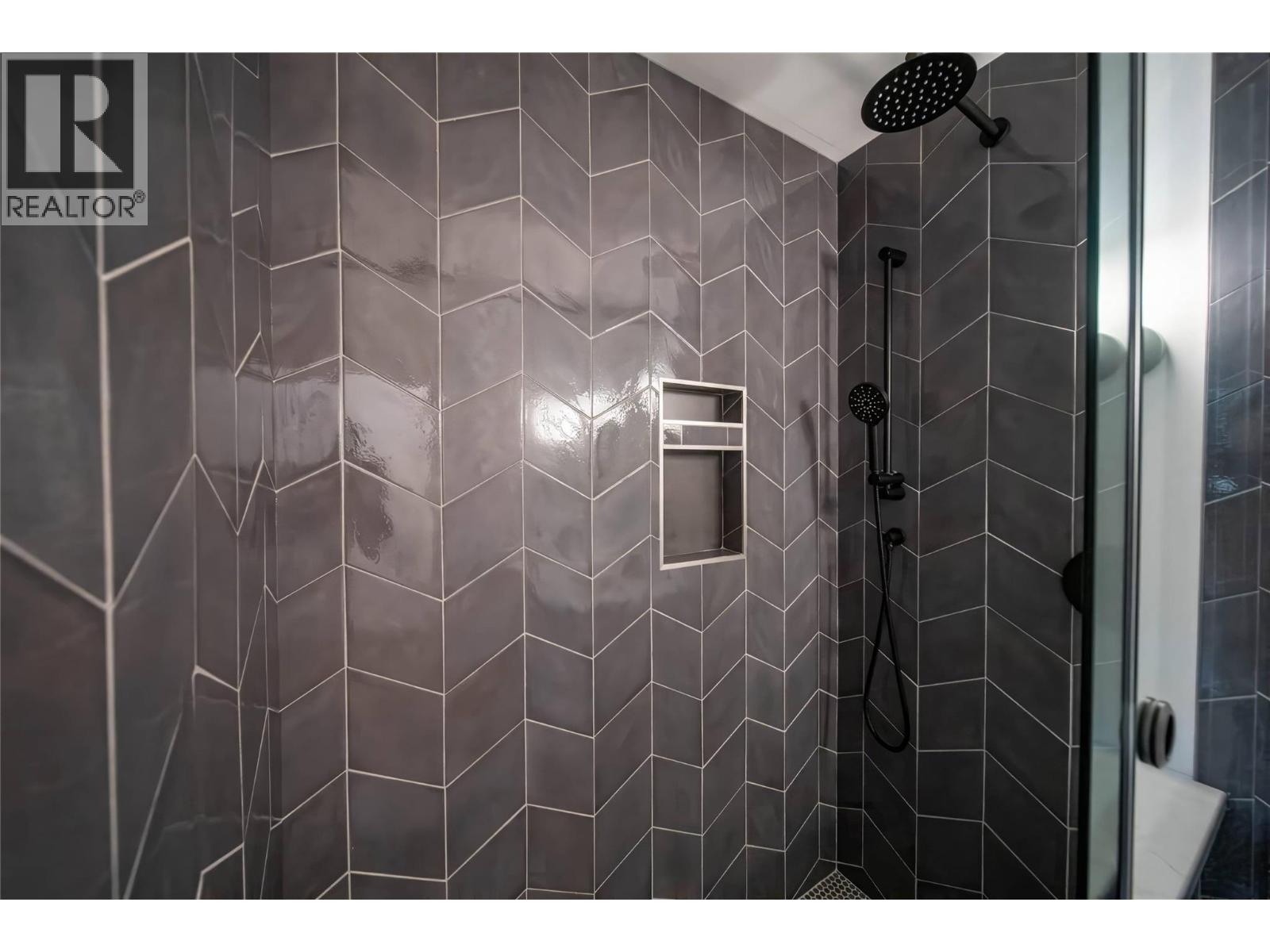 2 Huckleberry Place, Fernie